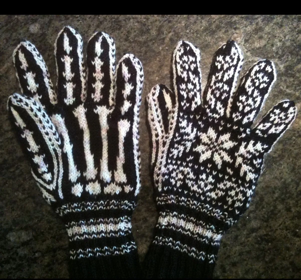 Halloween Skeleton Gloves